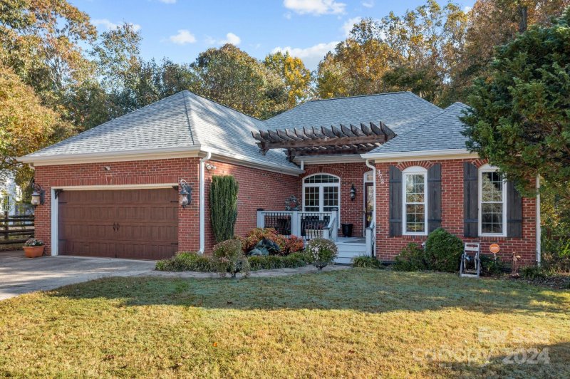 Property image 3 at 372 Reed Creek Road, Mooresville, NC 28117