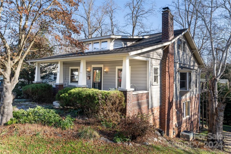 Property image 3 at 127 129 Dorchester Avenue, Asheville, NC 28806