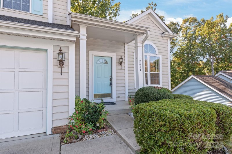 Property image 2 at 12611 Diamond Drive, Pineville, NC 28134