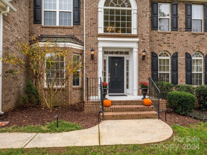 Property image 2 at 1310 Coachman Drive, Waxhaw, NC 28173