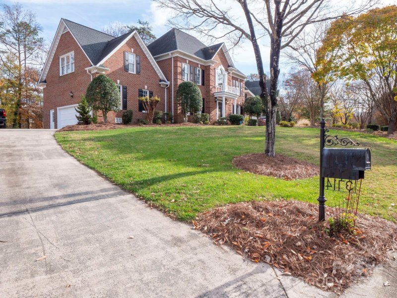 Property image 3 at 3714 Radbourne Boulevard, Charlotte, NC 28269