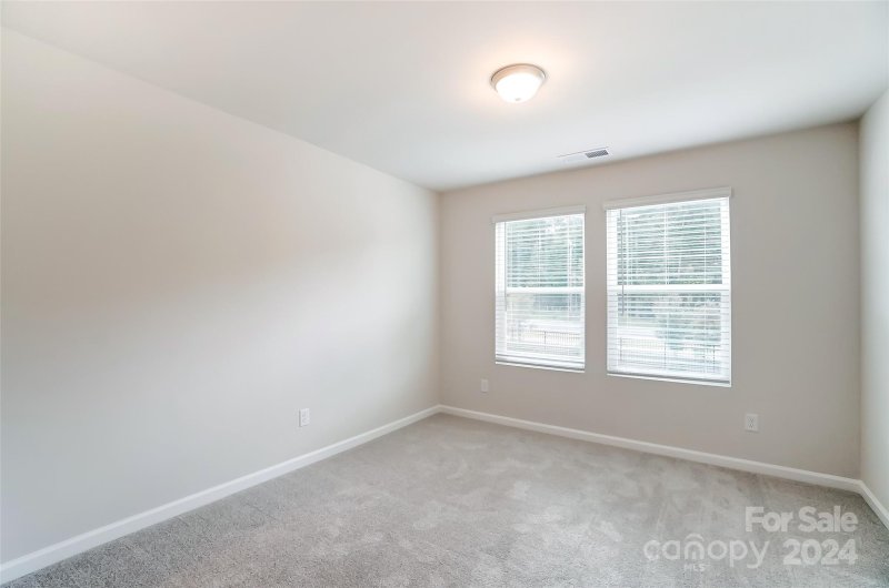 Property image 5 at 14913 Tamarack Drive, Charlotte, NC 28278