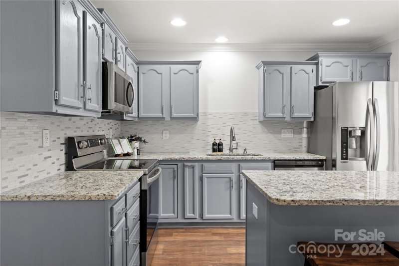 Property image 4 at 9141 Charminster Court, Charlotte, NC 28269