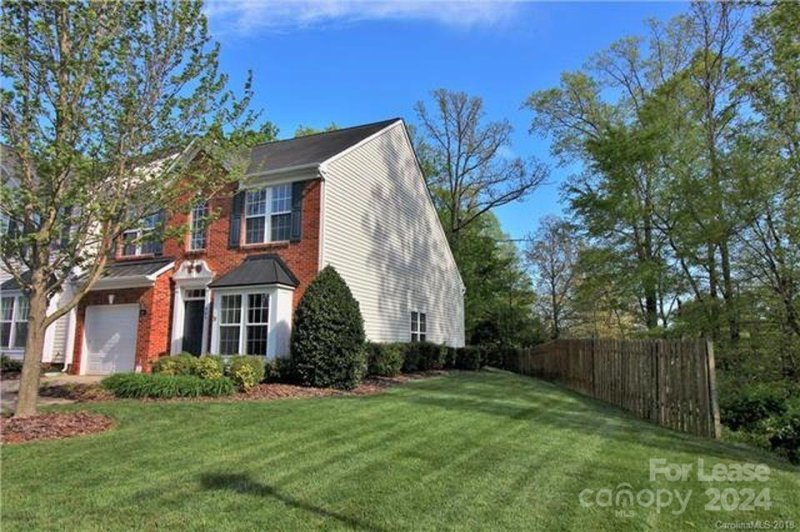 Property image 2 at 843 Daly Circle, Fort Mill, SC 29715