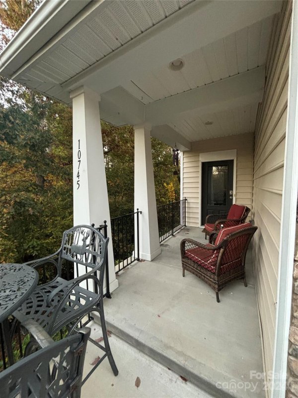 Property image 4 at 10745 Sapphire Trail, Davidson, NC 28036