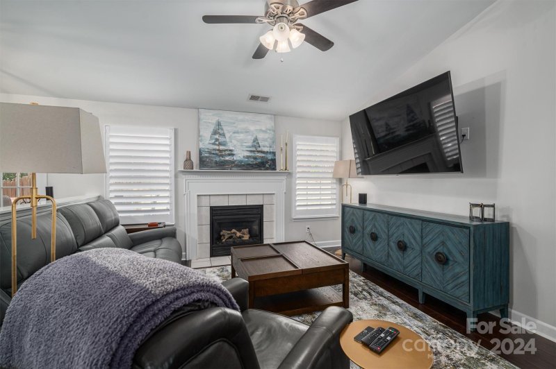 Property image 5 at 809 Settlement Drive, Clover, SC 29710