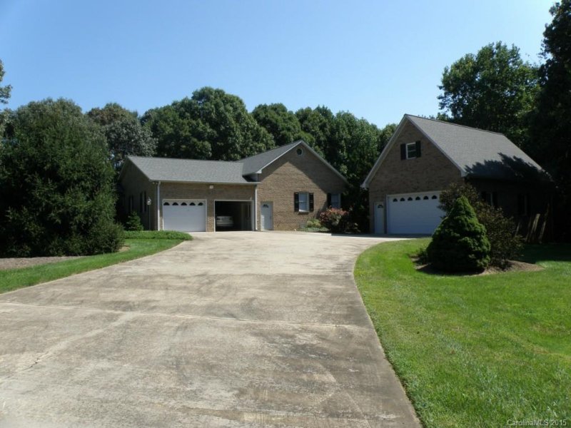 Property image 2 at 125 Lucky Strike Drive, Kings Mountain, NC 28086