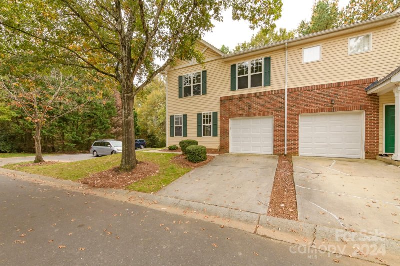 Property image 2 at 10735 Essex Hall Drive, Charlotte, NC 28277