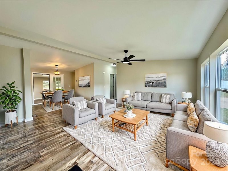 Property image 2 at 3508 Rock Creek Drive, Newton, NC 28658