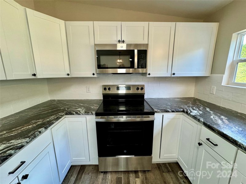 Property image 5 at 3508 Rock Creek Drive, Newton, NC 28658