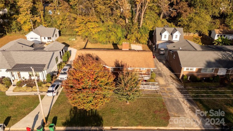 Property image 4 at 1708 Paddock Circle, Charlotte, NC 28209