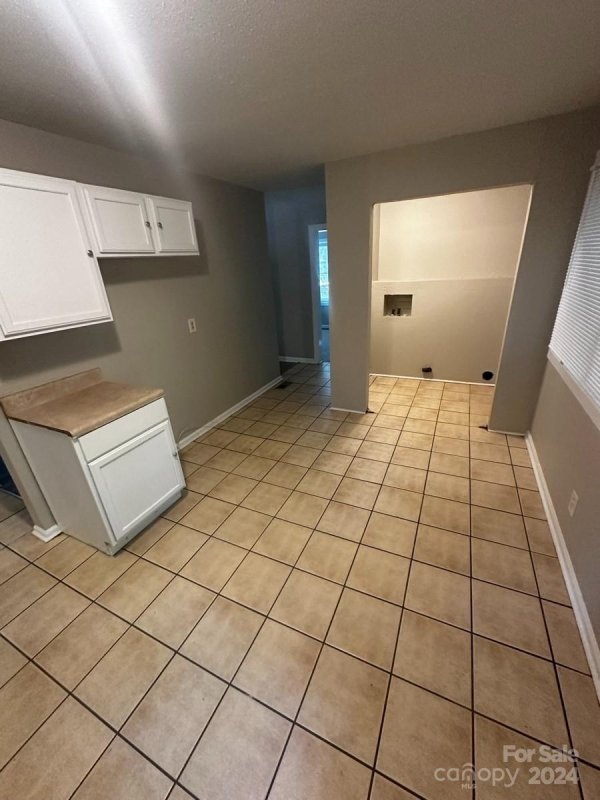 Property image 3 at 2520 Thornton Road, Charlotte, NC 28208