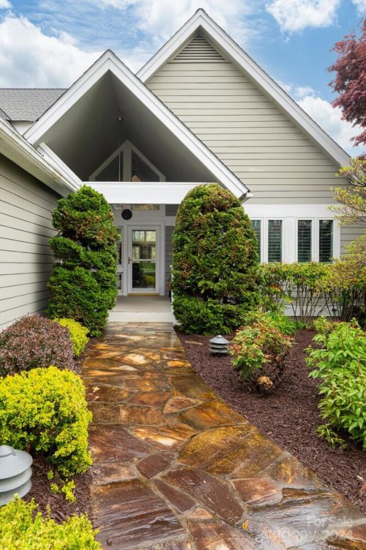 Property image 2 at 150 Overlook Drive, Flat Rock, NC 28731