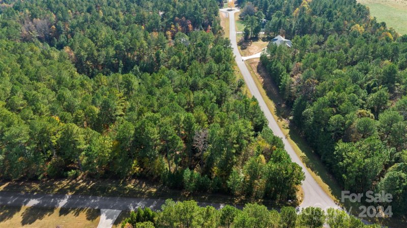 Property image 3 at 101 Lakefront Drive, Connelly Springs, NC 28612