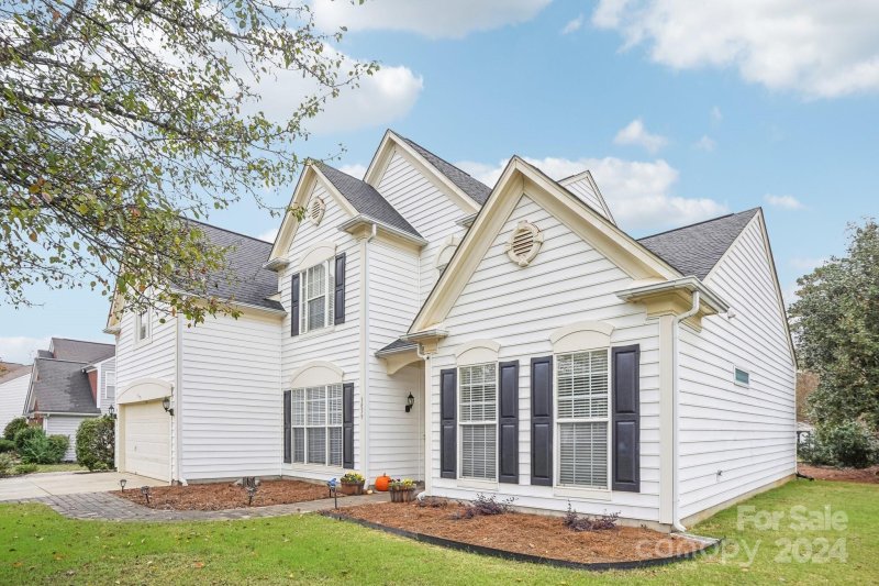 Property image 3 at 5859 Heartwood Court, Harrisburg, NC 28075