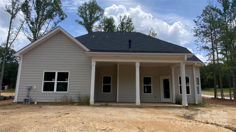 Property image 4 of 227 Heartland Drive in Heartland Acres, Rock Hill, SC 29732