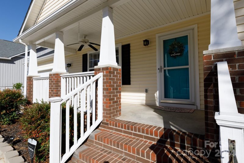 Property image 4 at 1552 Meadow Glen Lane, Rock Hill, SC 29730