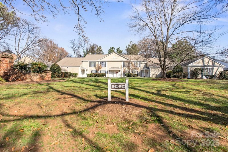 Property image 3 at 7062 Quail Hill Road, Charlotte, NC 28210