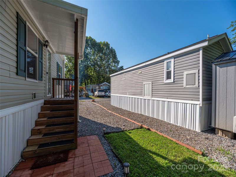 Property image 3 of 141 Pike Point in Dogwood Lakes, Waynesville, NC 28785