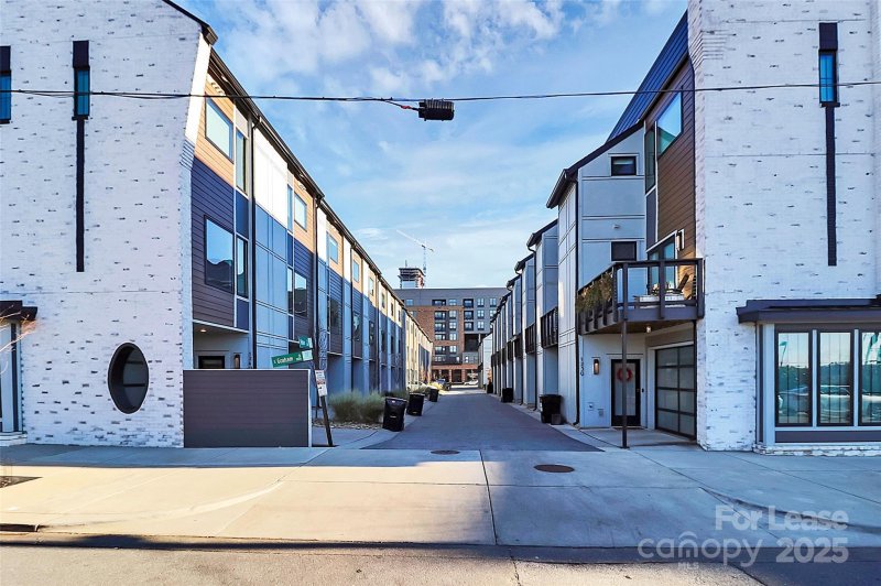 Property image 2 at 1214 Minter Place, Charlotte, NC 28203