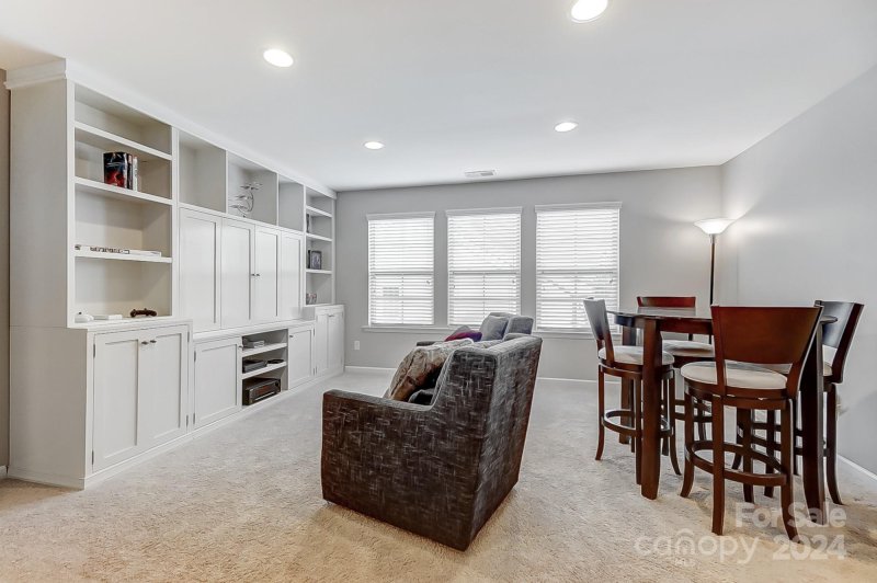 Property image 4 of 7006 Garden Hill Drive in Beckett, Huntersville, NC 28078