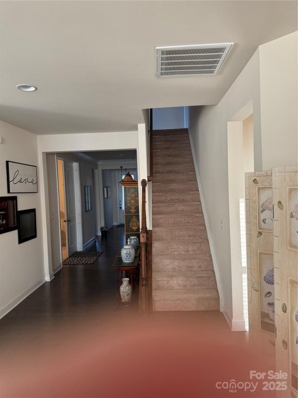 Property image 5 of 129 Johnson Manor Street in Johnson Manor, Mooresville, NC 28115