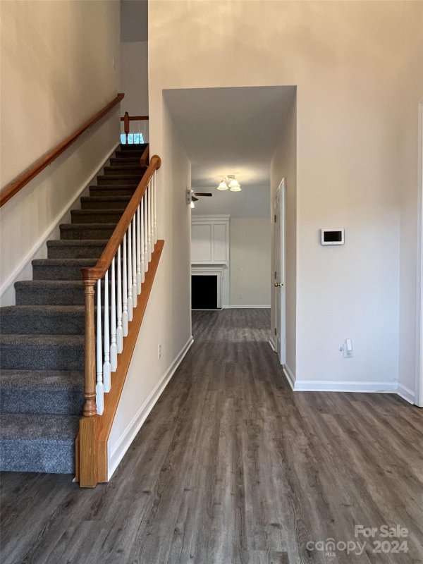 Property image 3 at 10021 Barbee Drive, Charlotte, NC 28269