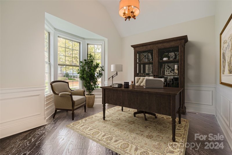 Property image 4 at 7431 Edenbridge Lane, Charlotte, NC 28226