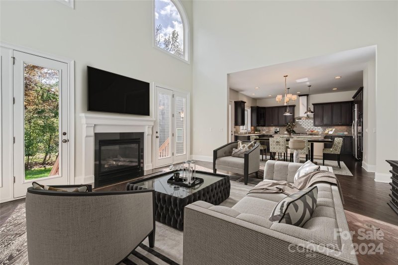 Property image 5 at 7431 Edenbridge Lane, Charlotte, NC 28226