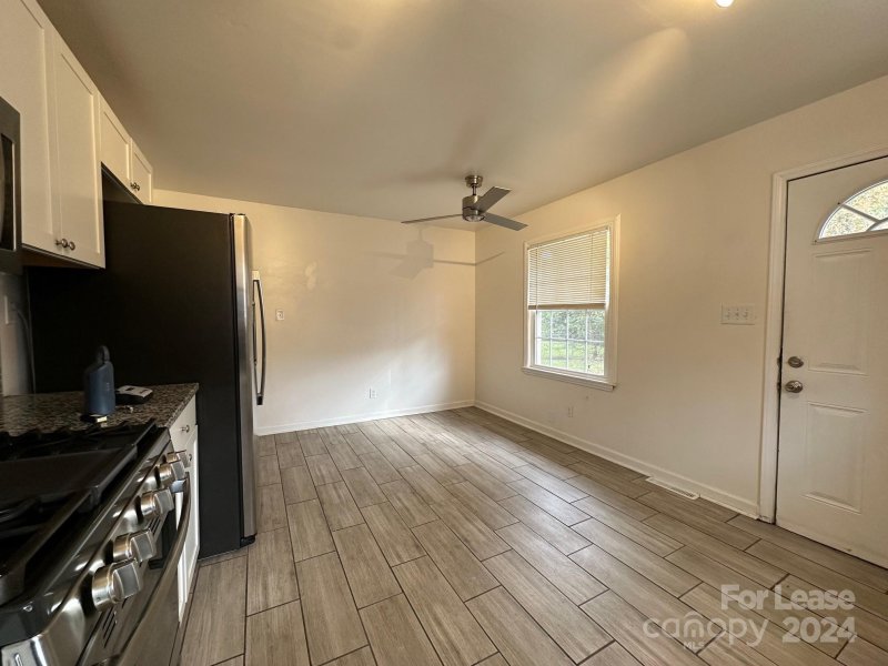 Property image 5 at 4033 Fieldcrest Road, Charlotte, NC 28217