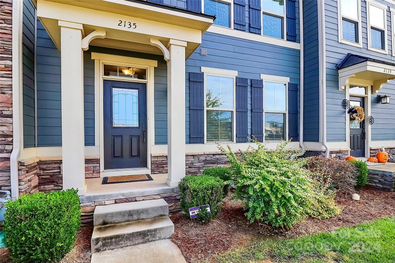 Property image 3 at 2135 Birchside Drive, Charlotte, NC 28205