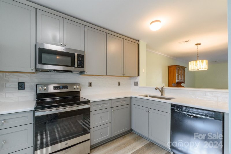 Property image 4 at 992 Heritage Parkway, Fort Mill, SC 29715