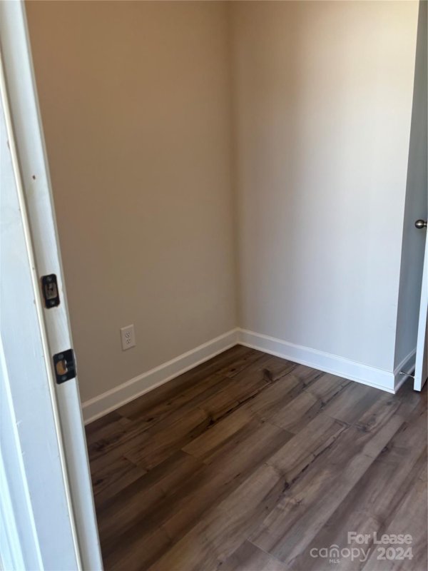 Property image 4 at 2325 Belterra Drive, Charlotte, NC 28216