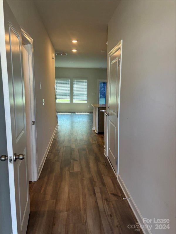 Property image 5 at 2325 Belterra Drive, Charlotte, NC 28216