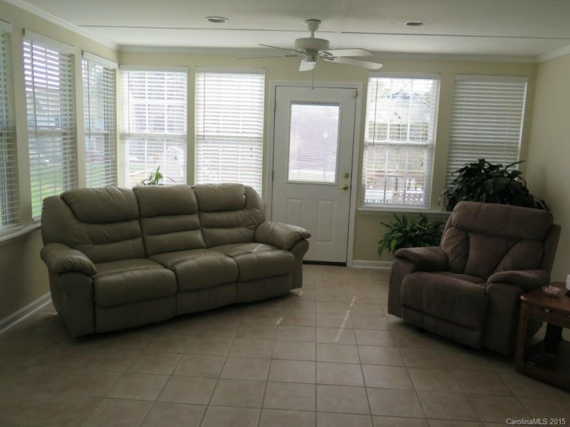 Property image 4 at 108 Parklake Drive, Pineville, NC 28134