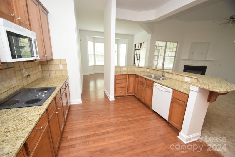 Property image 4 at 1383 Sarandon Drive, Matthews, NC 28104