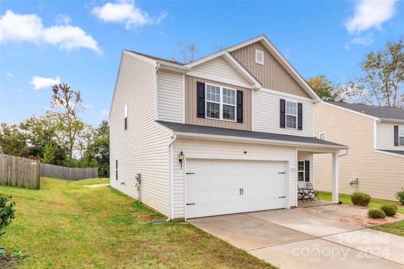 Property image 4 at 8219 Paw Valley Lane, Charlotte, NC 28214