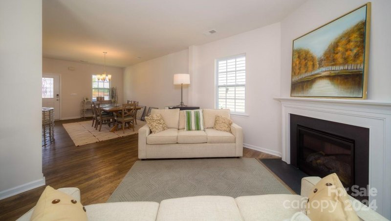 Property image 2 at 5009 Beargrass Drive, Dallas, NC 28034