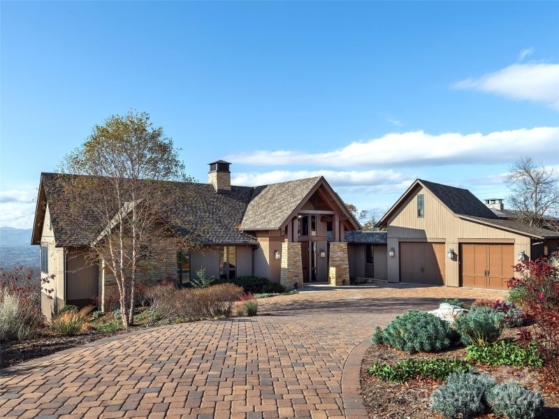 90 Summit Tower Circle