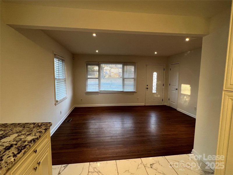 Property image 4 at 2724 Hilliard Drive, Charlotte, NC 28205