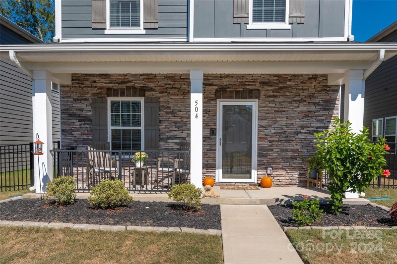 Property image 2 at 504 Cranford Drive, Pineville, NC 28134