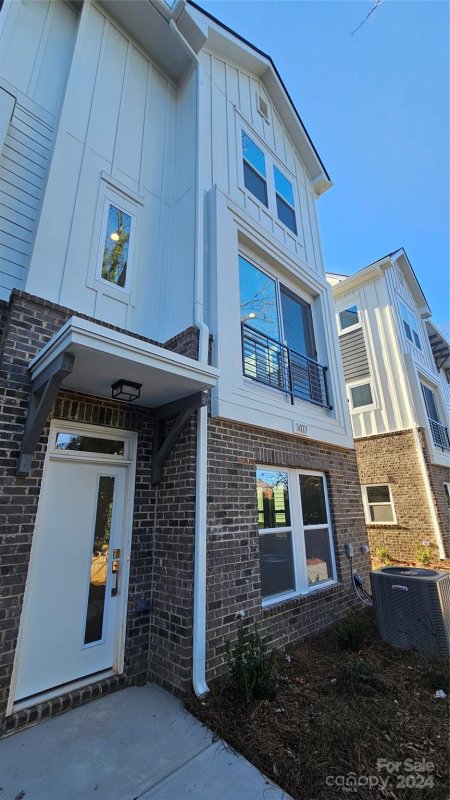 Property image 3 at 1417 Collier Walk Alley, Charlotte, NC 28205