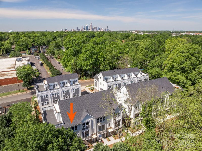 Property image 3 at 1423 Collier Walk Alley, Charlotte, NC 28205