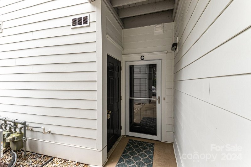 Property image 5 at 17811 Half Moon Lane, Cornelius, NC 28031