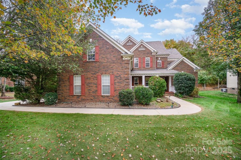 Property image 2 at 2111 Priory Court, Charlotte, NC 28262