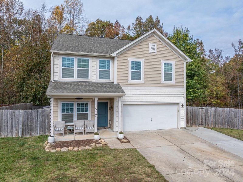1517 Black Swan Court