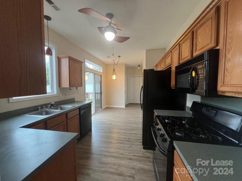 Property image 4 at 5713 Waverly Lynn Lane, Charlotte, NC 28269