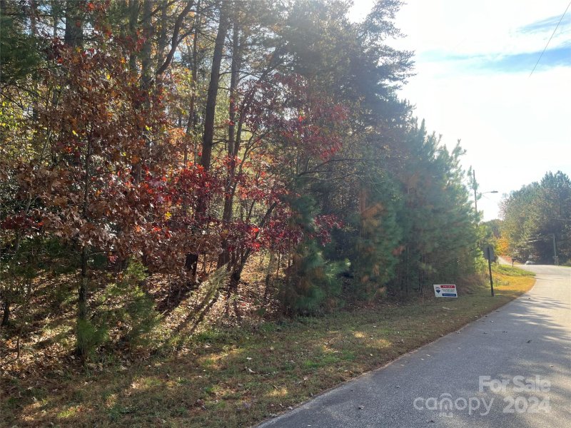 Property image 4 at 5660 Marblestone Drive, Granite Falls, NC 28630