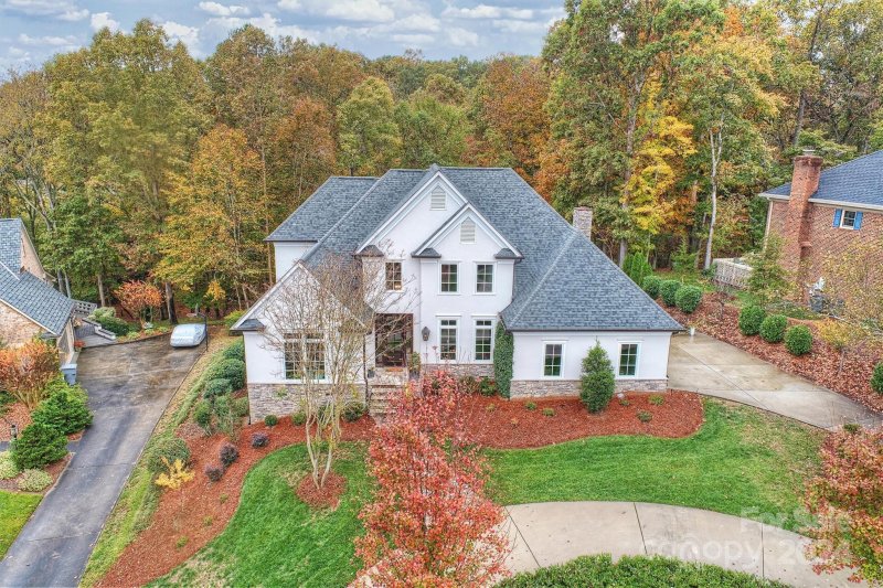 Property image 5 at 6738 Wynfaire Lane, Charlotte, NC 28210