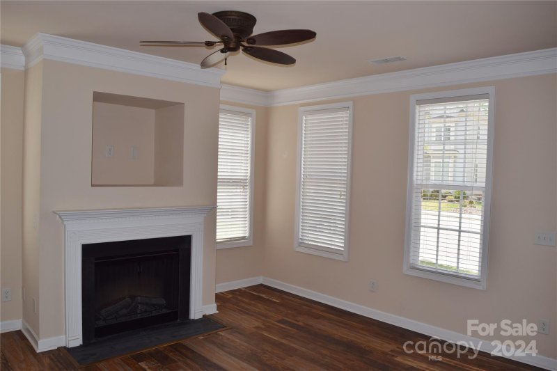 Property image 4 at 16940 Summers Walk Boulevard, Davidson, NC 28036